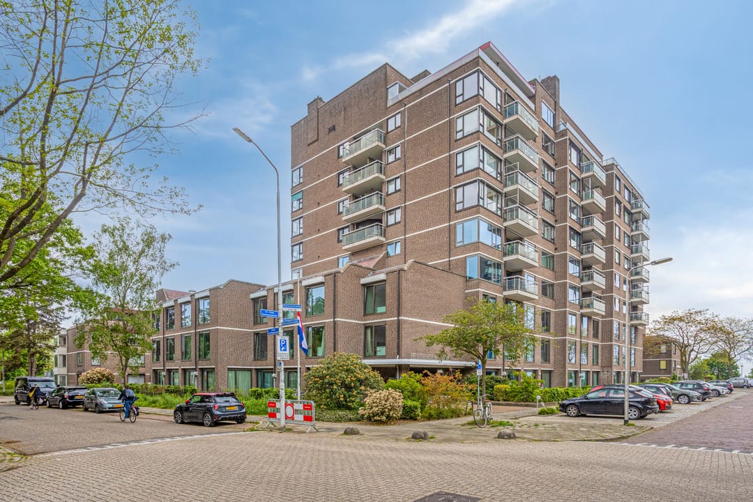 Foto 1 van Graadt van Roggenstraat 143
