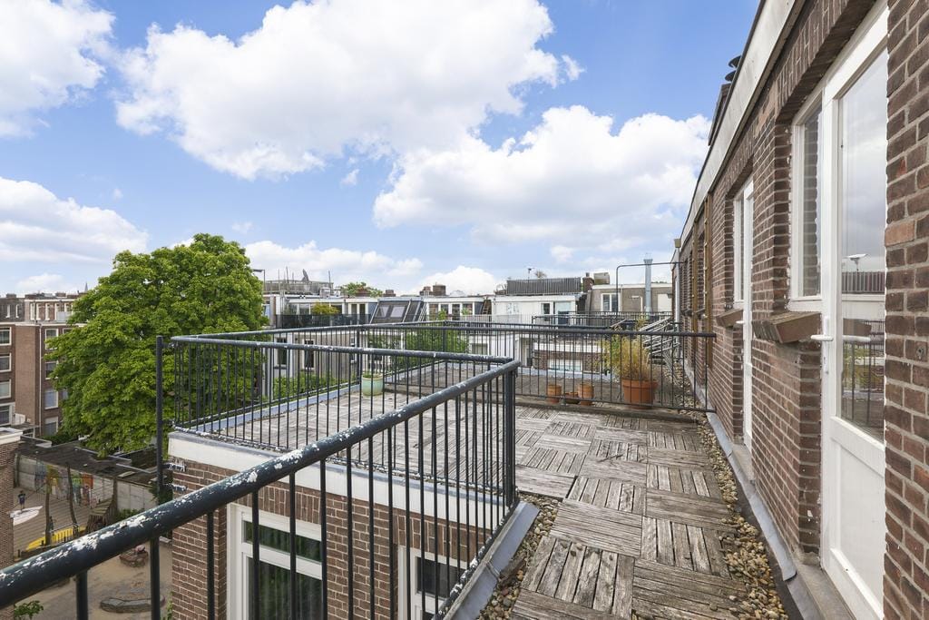 Photo 26 of Rhijnvis Feithstraat 33-1