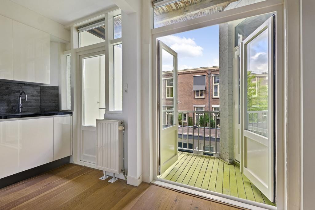 Photo 15 of Rhijnvis Feithstraat 33-1