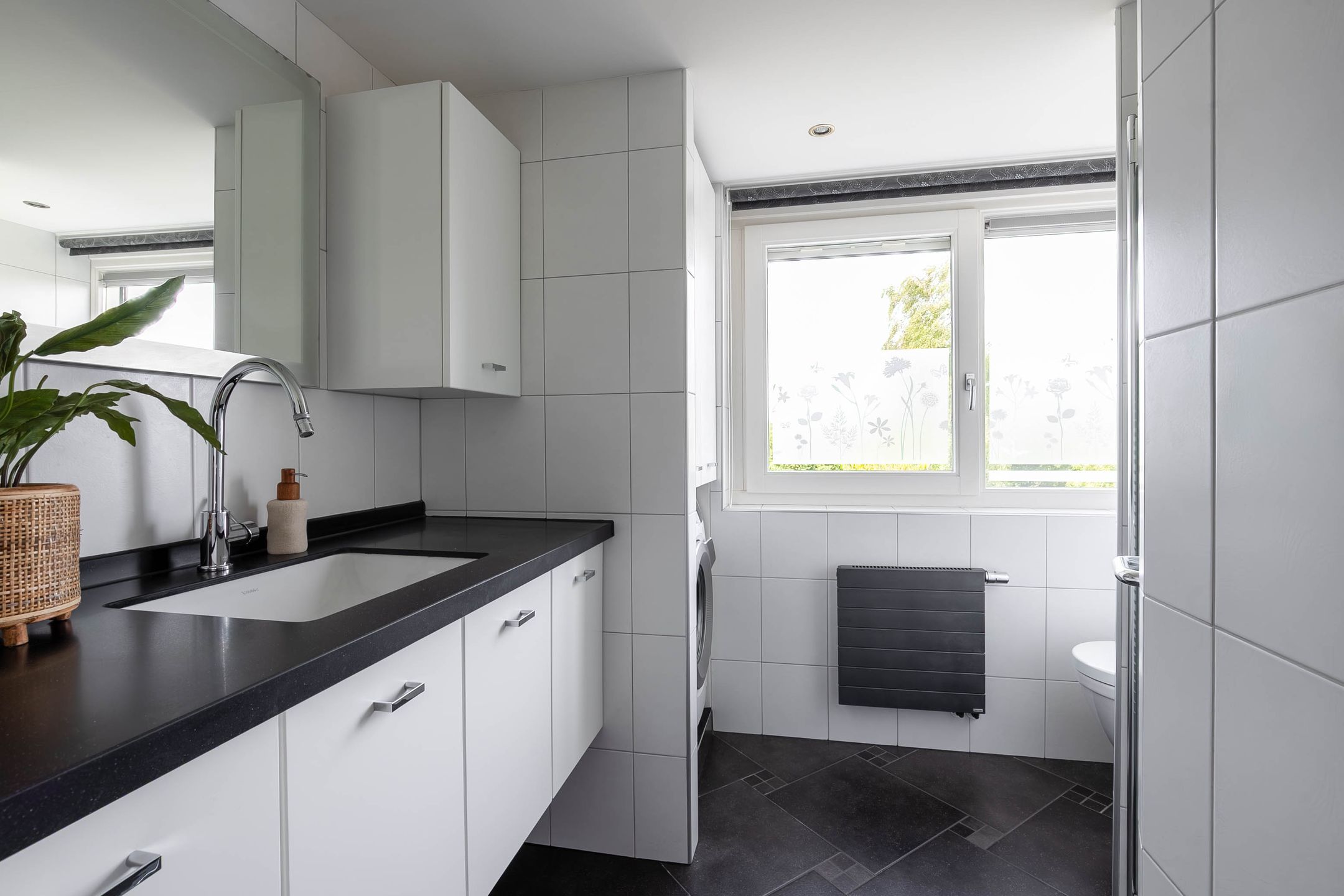 Detached home with spacious garden and garage in Meerkerk — 21