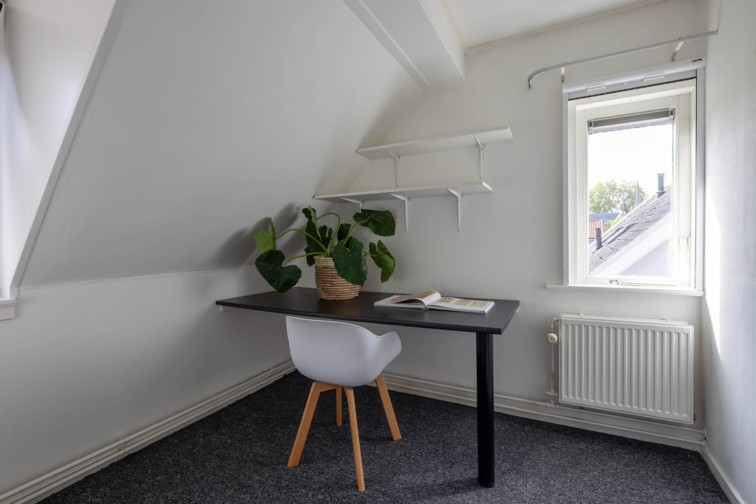 Detached home with spacious garden and garage in Meerkerk — 23