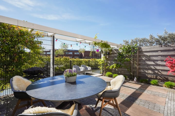 Tussenwoning te koop: Atlantische Oceaan 20, Naaldwijk