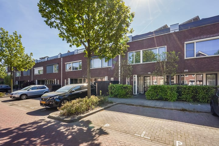Tussenwoning te koop: Atlantische Oceaan 20, Naaldwijk