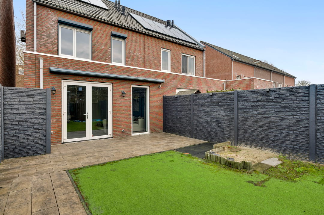 Photo 37 of Sutjensstraat 2-B