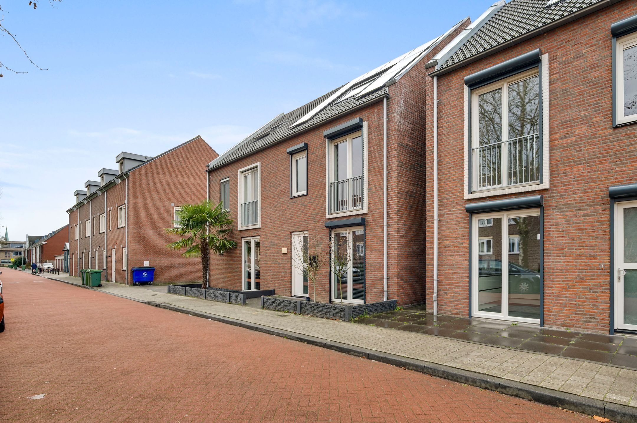 Photo 39 of Sutjensstraat 2-B