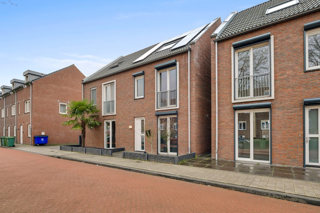 Photo 7 of Sutjensstraat 2-B