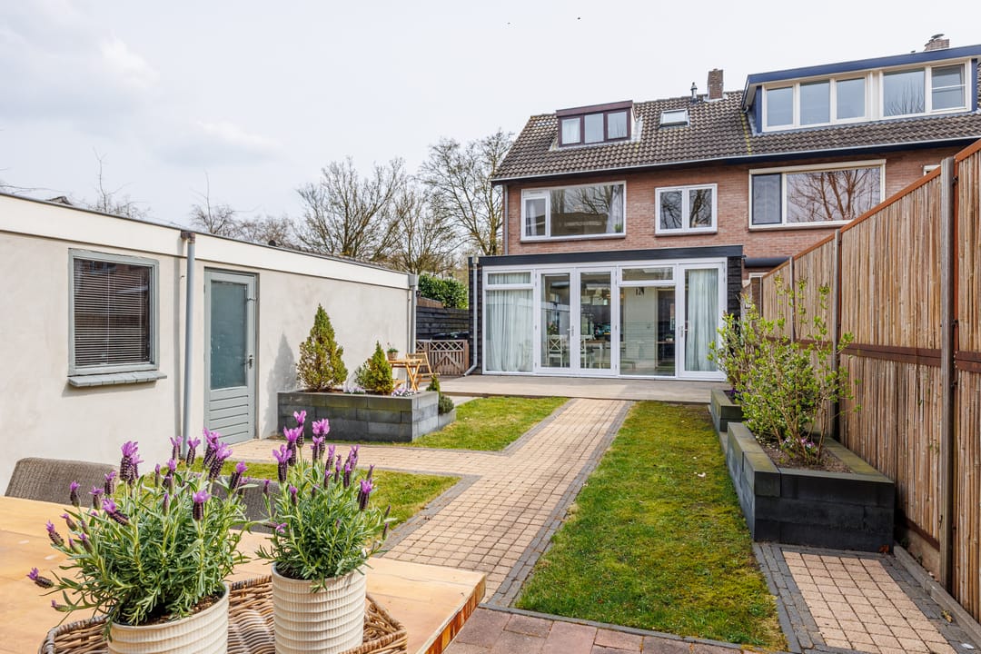 Photo 1 of Vredeoordlaan 4