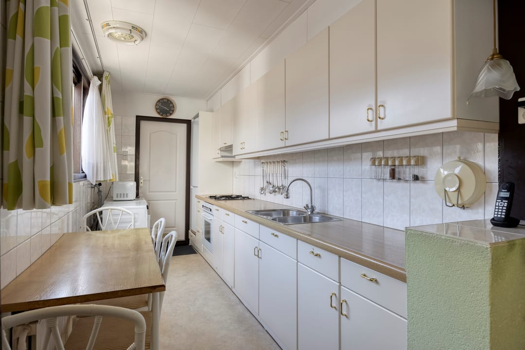 Photo 11 of Emmastraat 29