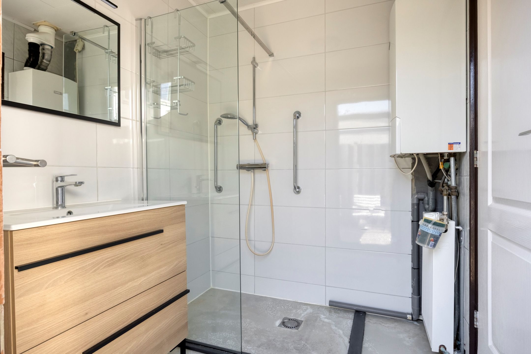 Photo 15 of Emmastraat 29
