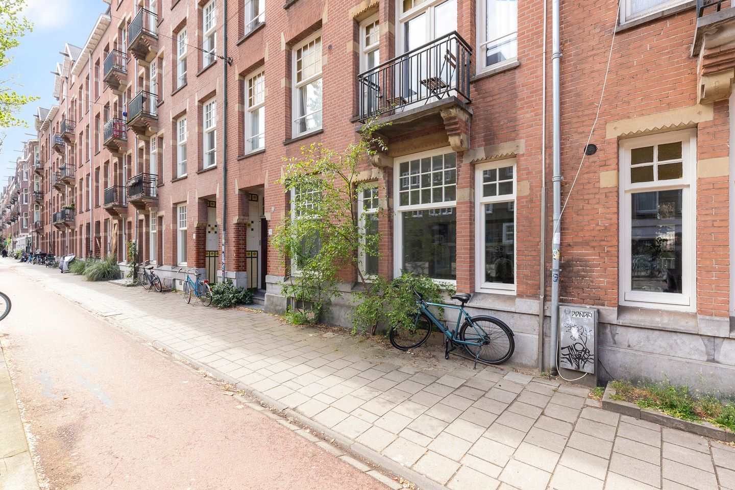 Foto 44 van Admiraal De Ruijterweg 153-H
