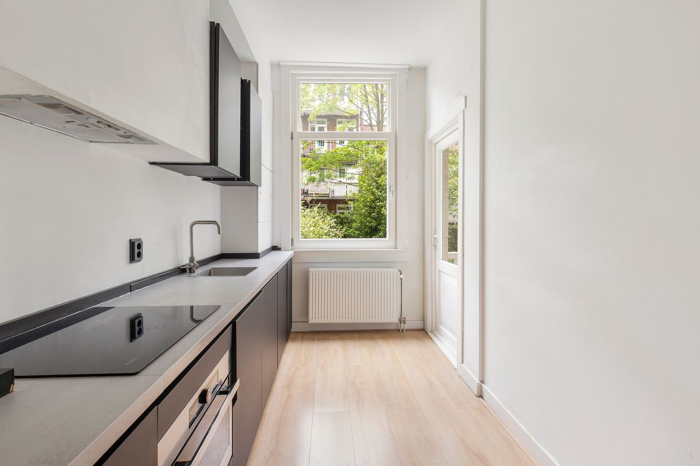 Foto 10 van Admiraal De Ruijterweg 153-H