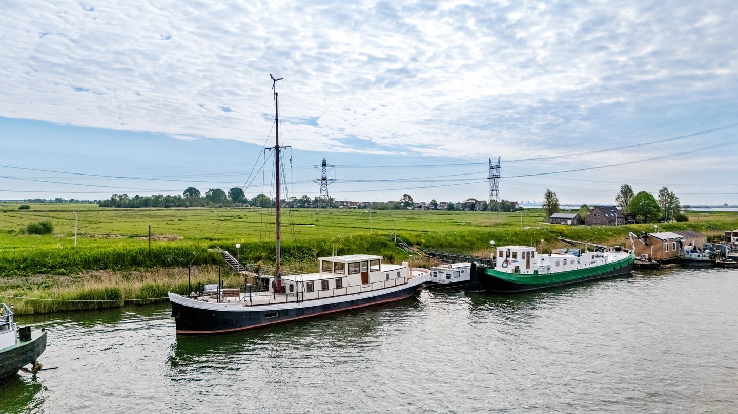 Photo 1 of Durgerdammerdijk 1004