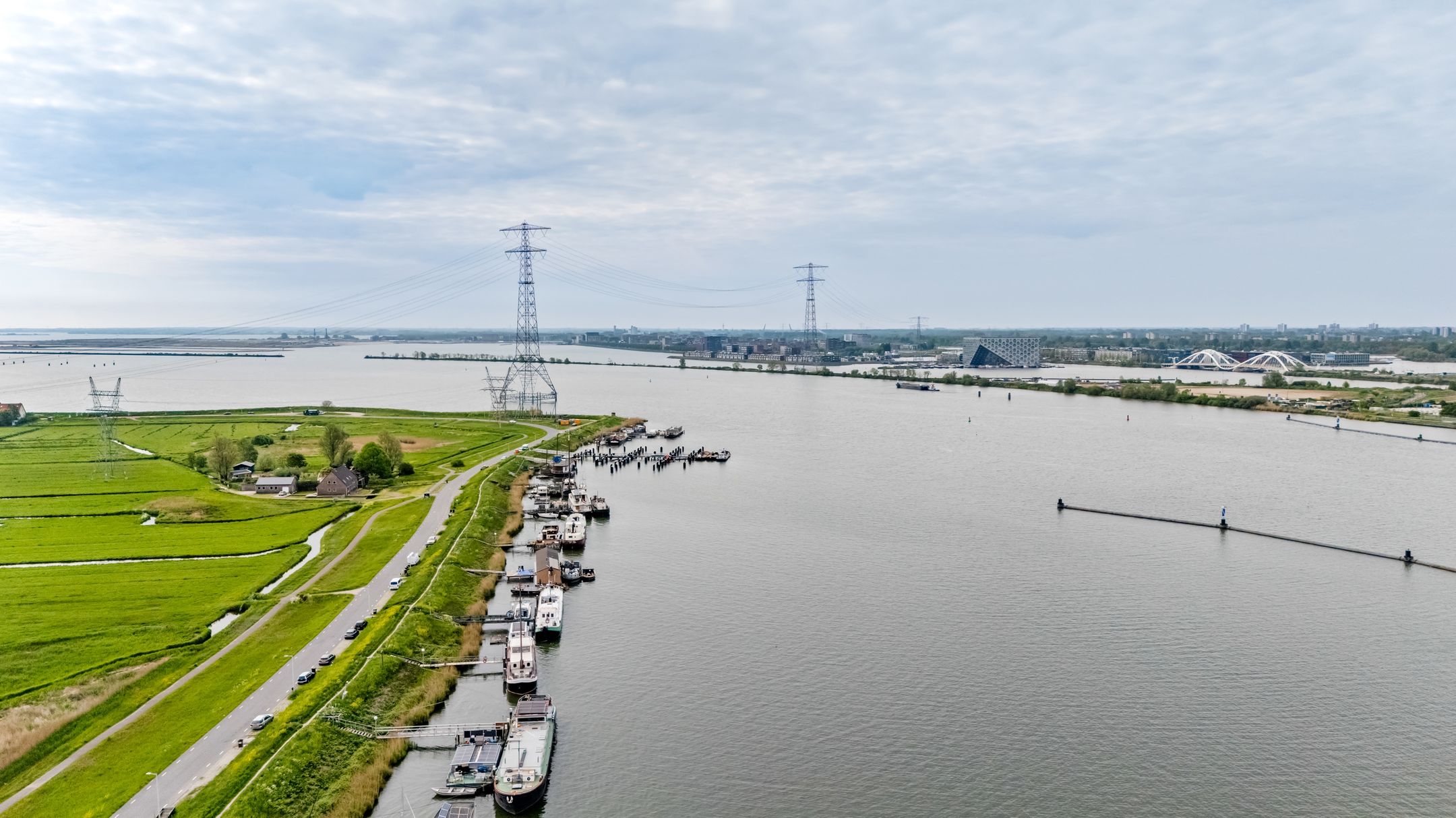 Photo 51 of Durgerdammerdijk 1004
