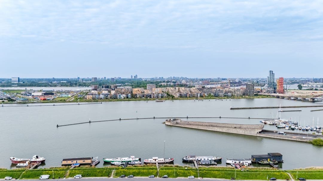 Photo 52 of Durgerdammerdijk 1004
