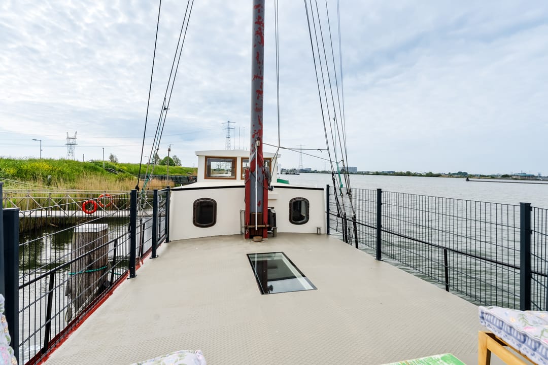 Photo 43 of Durgerdammerdijk 1004