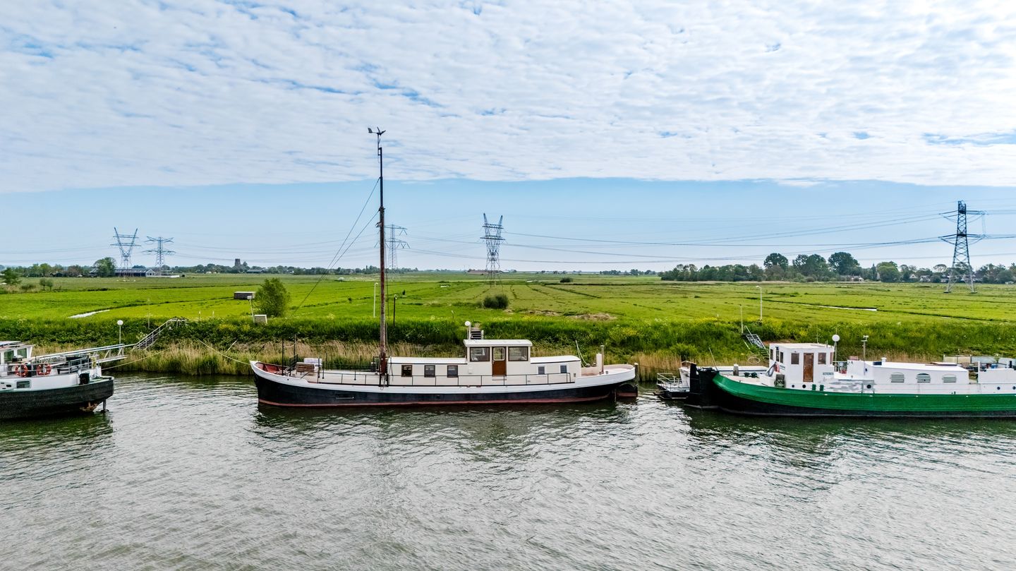 Photo 49 of Durgerdammerdijk 1004