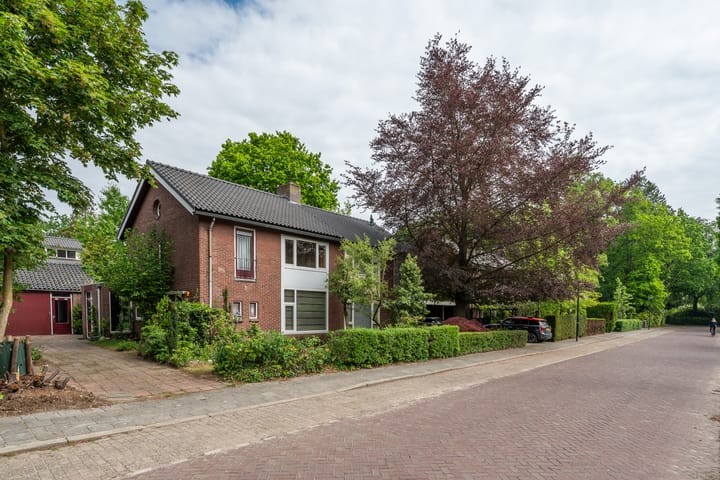 Foto 2 van Lijsterlaan 1
