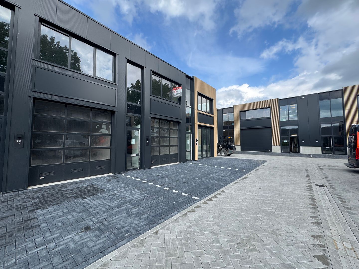 Bekijk foto 4 van Ringweg 223