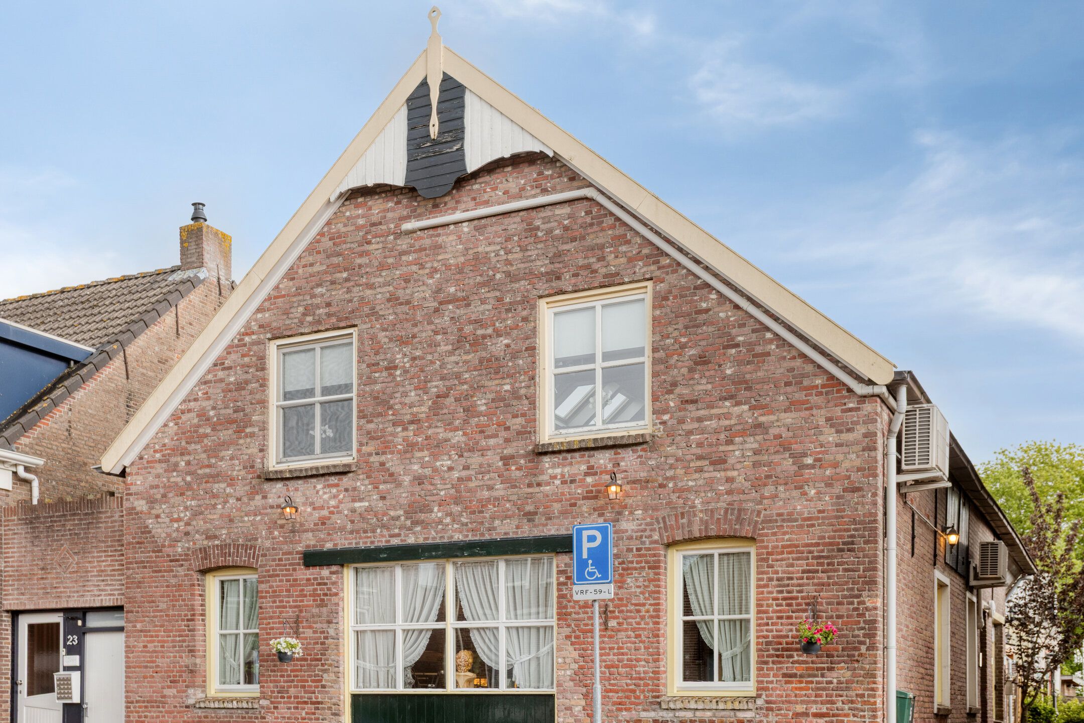 Photo 36 of Dorpsstraat 25-A