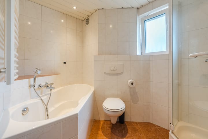 Hoekwoning te koop: Maasstraat 65, Veghel
