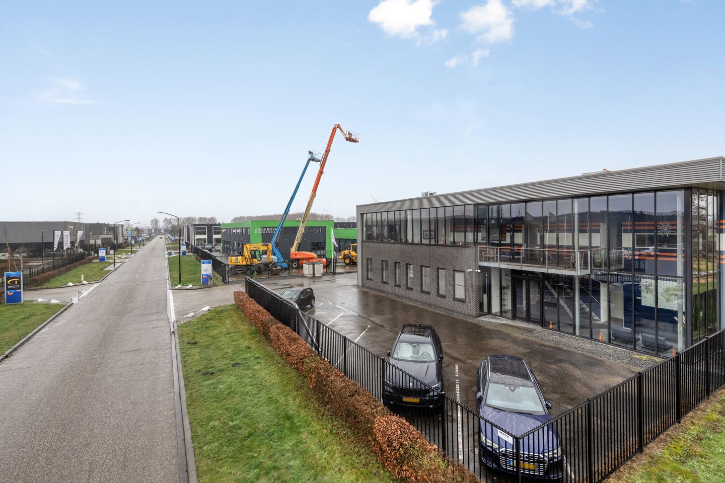 Bekijk foto 5 van Argon 12