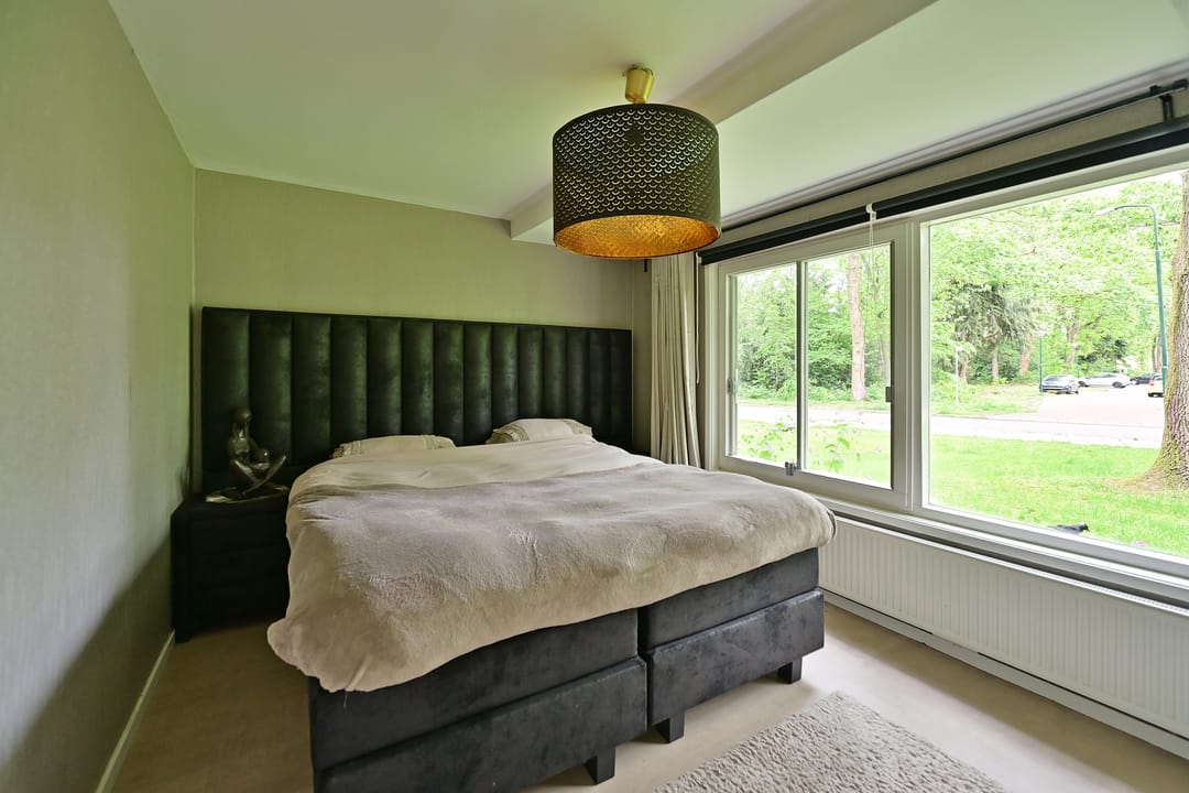 Foto 11 van Plesmanstraat 335