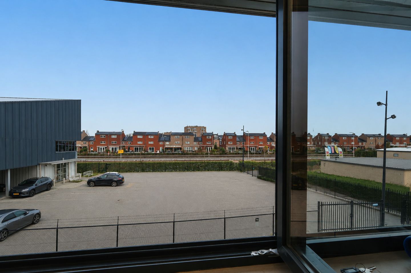 View photo 2 of Venserweg 1-K