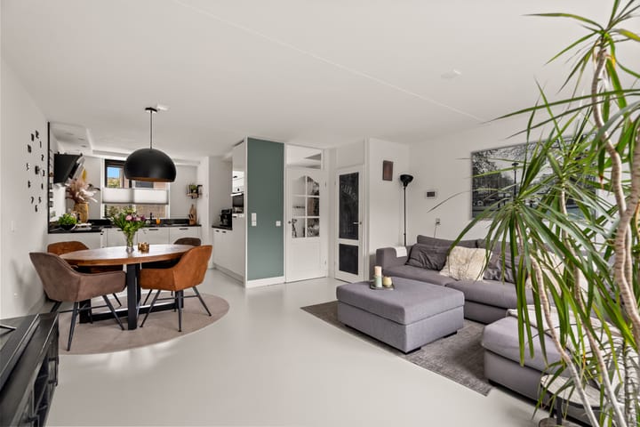 Foto 2 van Hennepakker 16