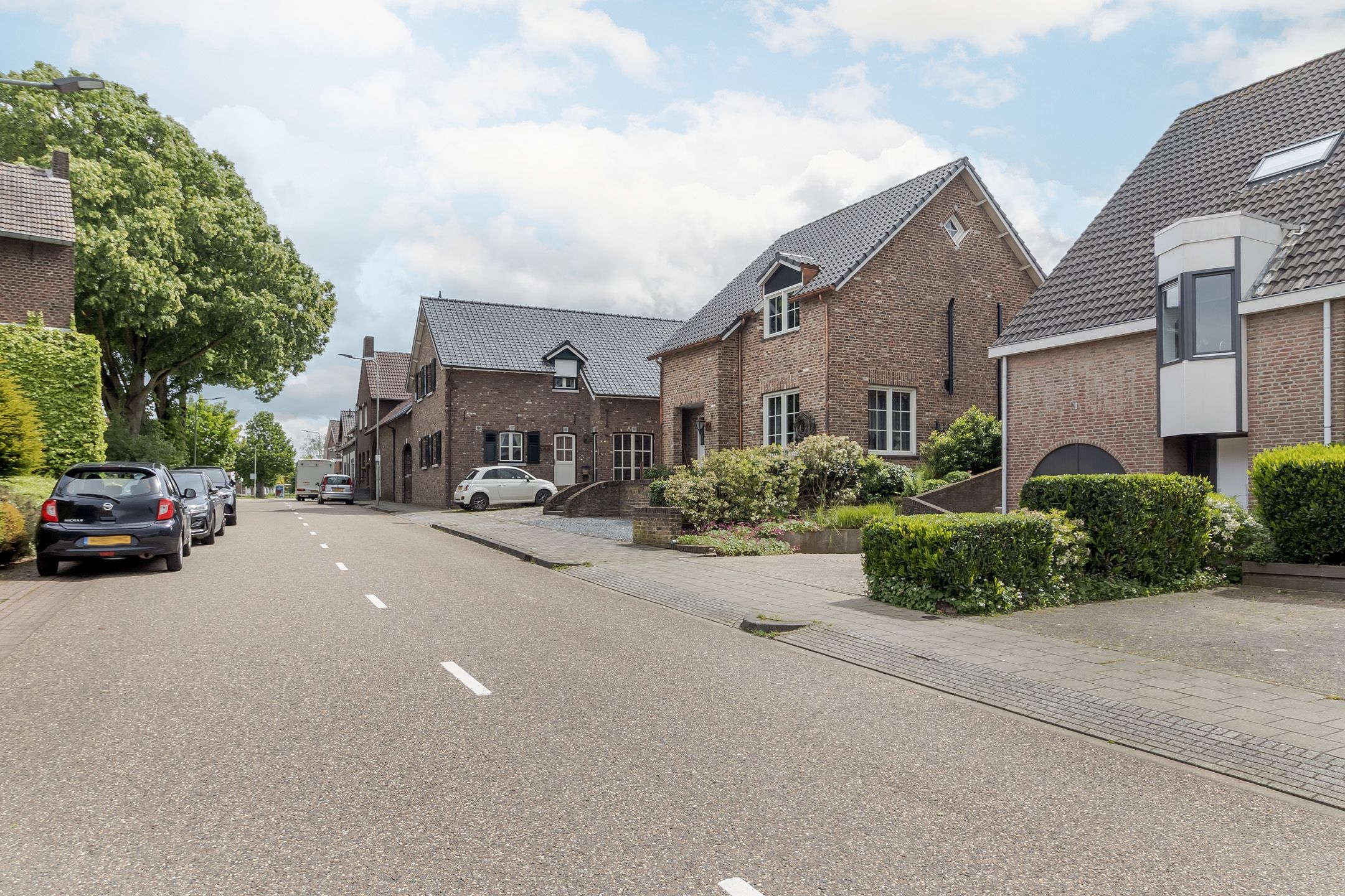 Photo 36 of Hussenbergstraat 10-A