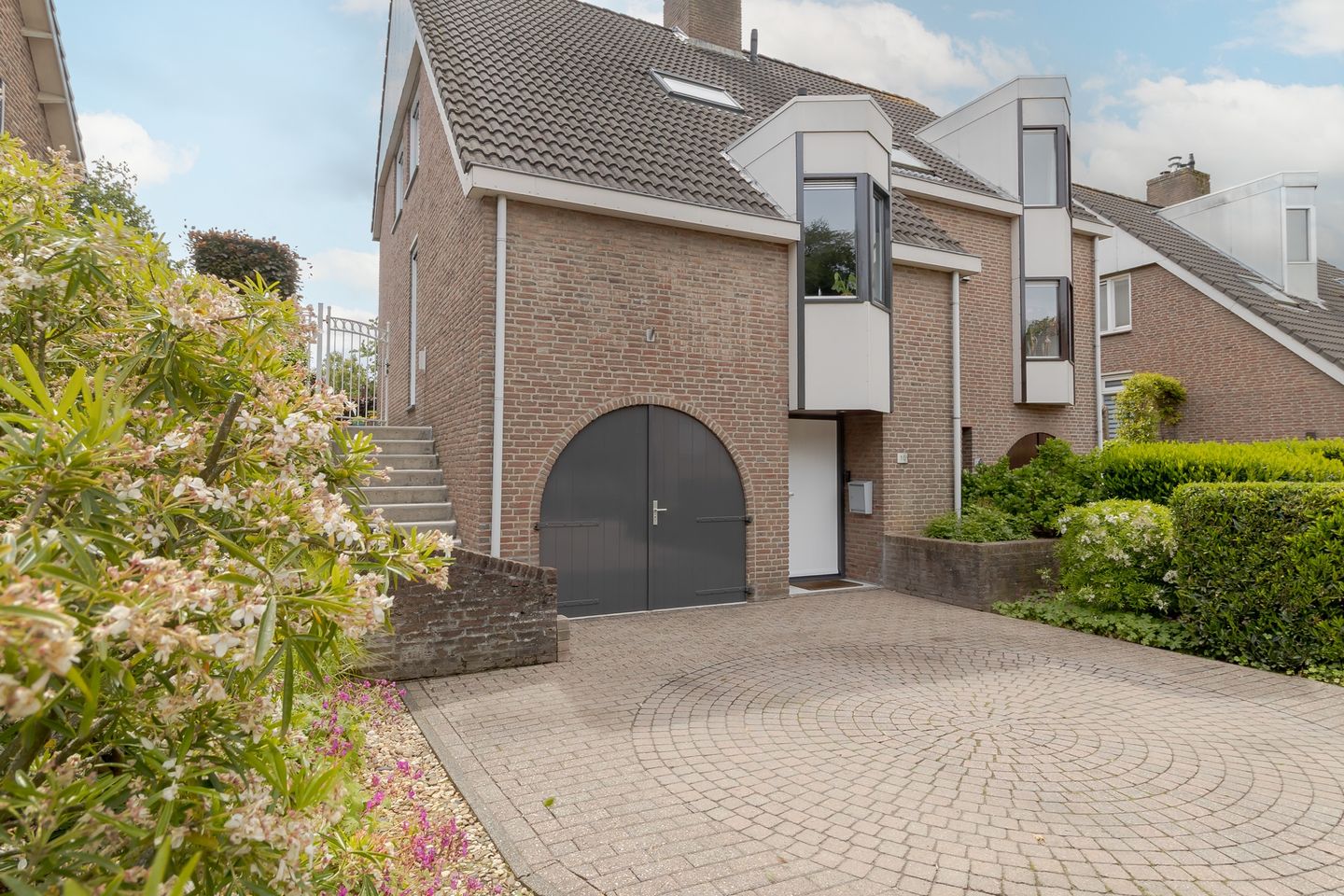 Photo 34 of Hussenbergstraat 10-A