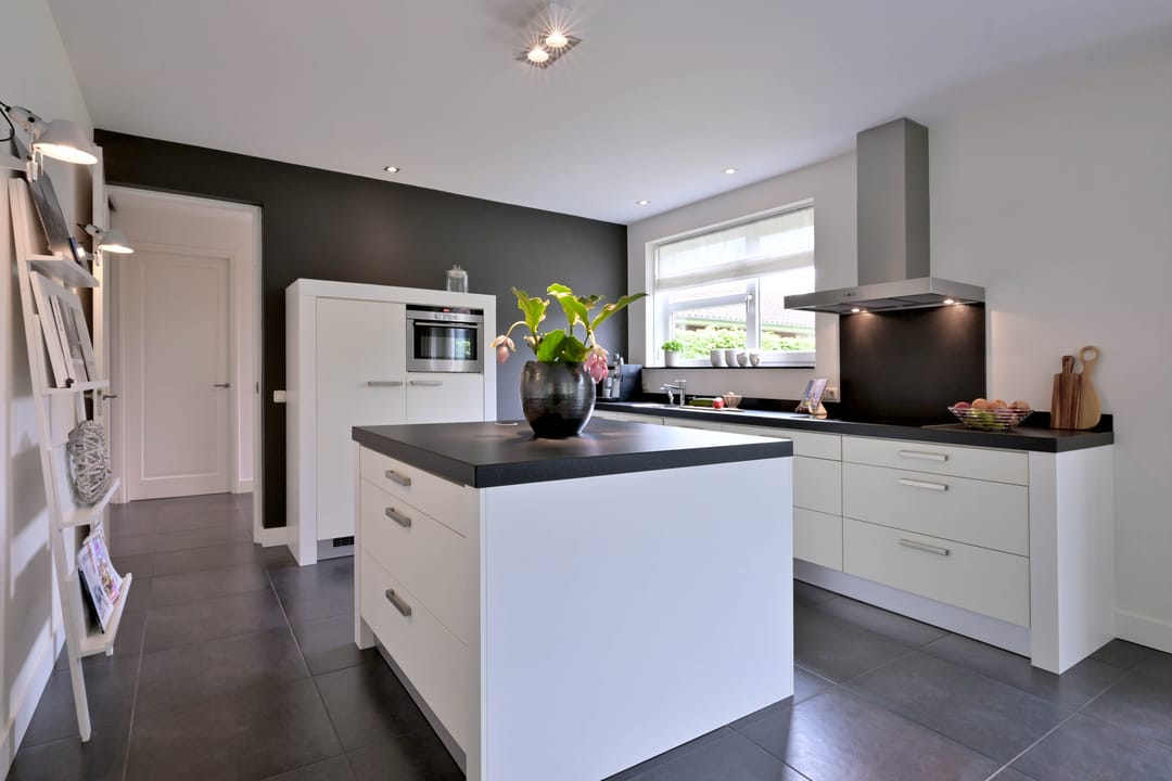 Photo 8 of Alex Roosdorpstraat 36