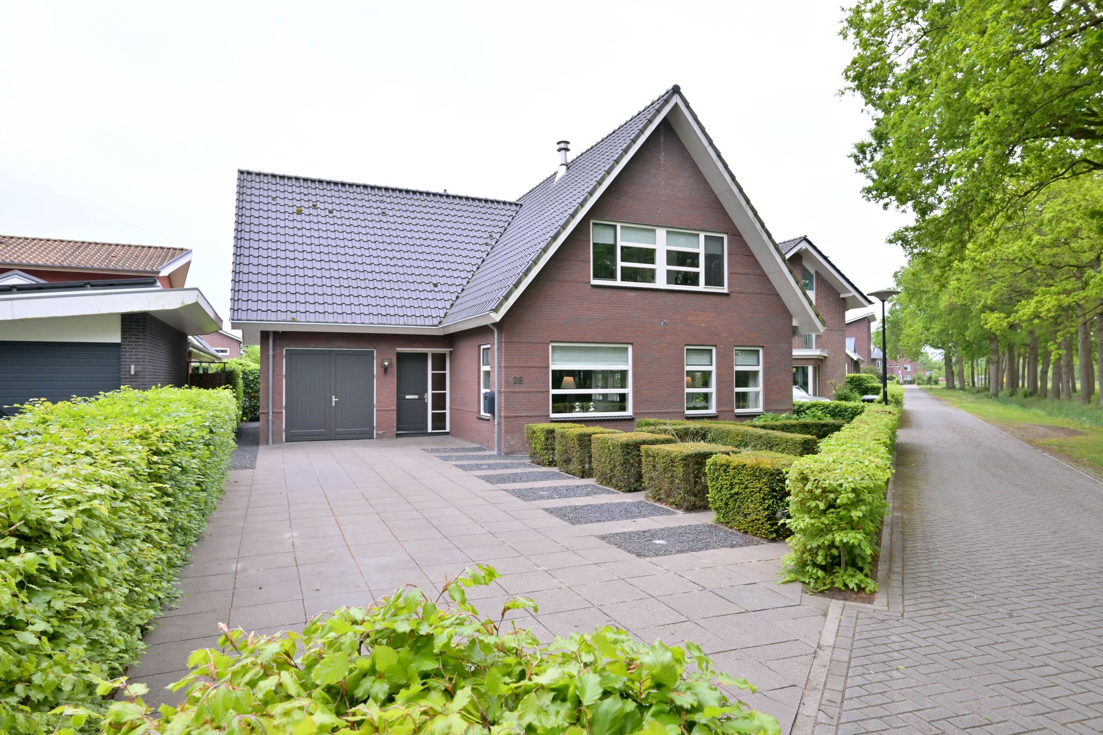 Photo 39 of Alex Roosdorpstraat 36