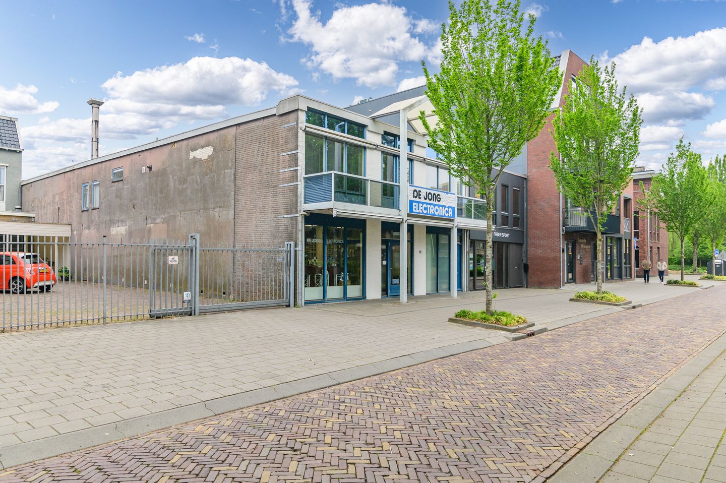Bekijk foto 4 van Molenplein 19