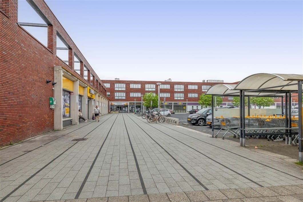 Photo 44 of van Limburg Stirumlaan 151