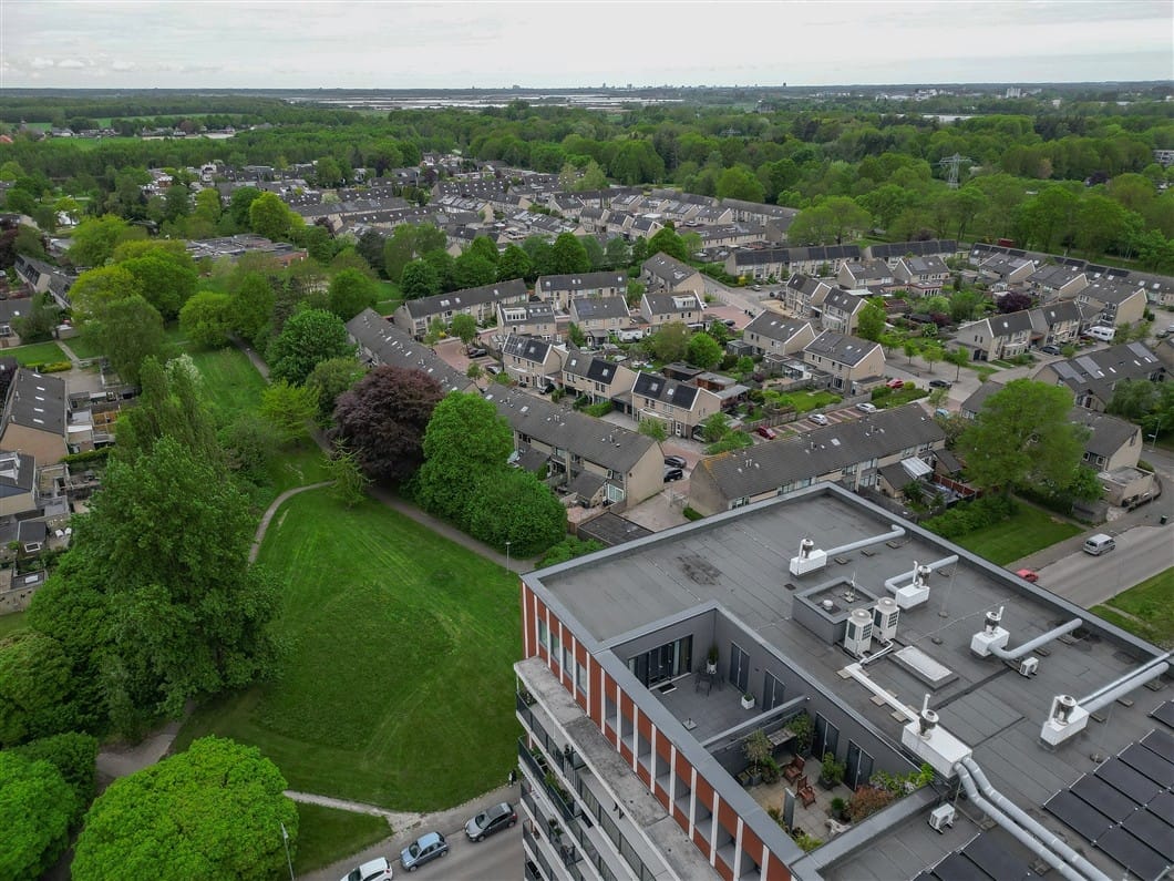 Photo 48 of van Limburg Stirumlaan 151