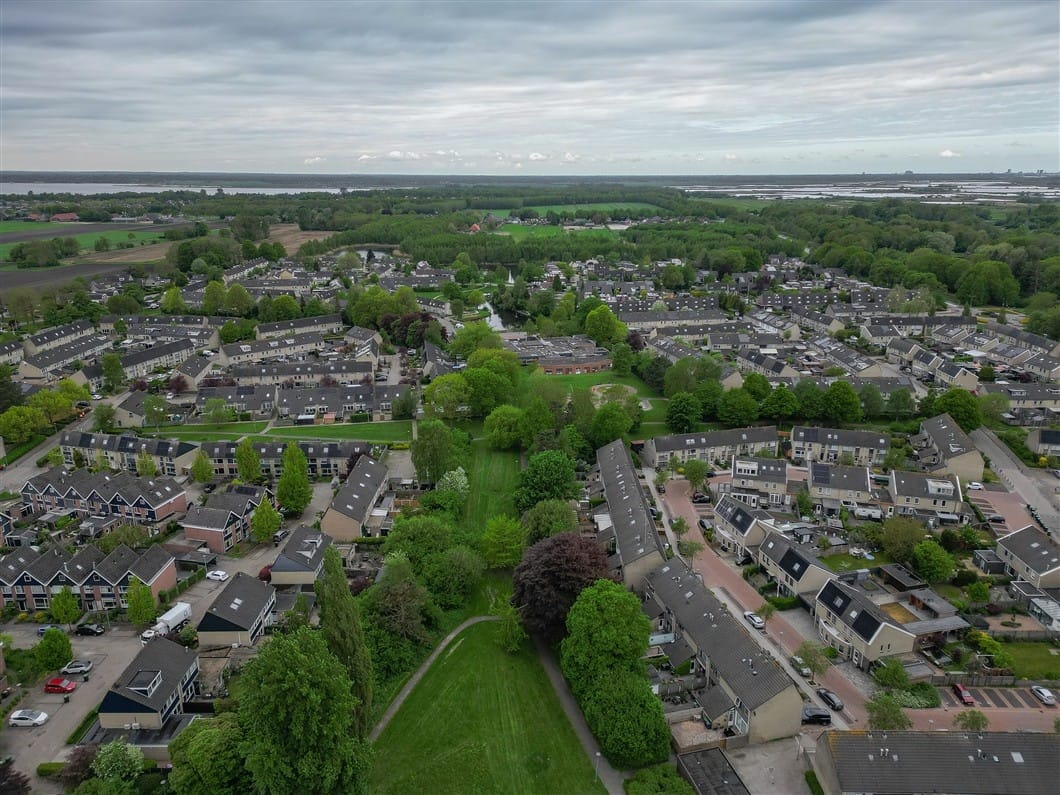 Photo 50 of van Limburg Stirumlaan 151
