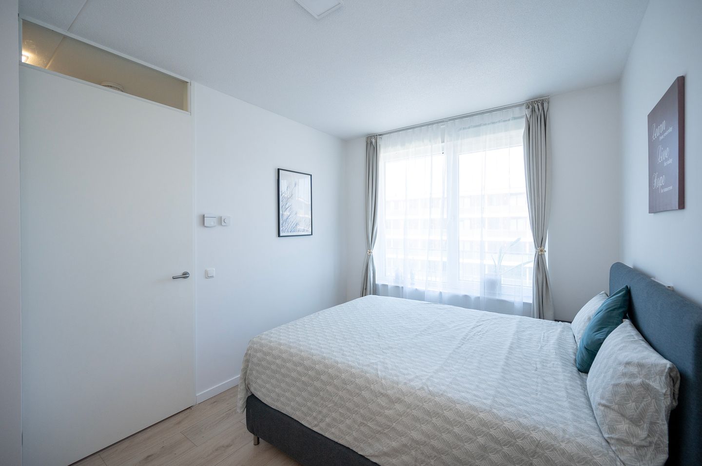 Photo 10 of Buenos Airesstraat 169