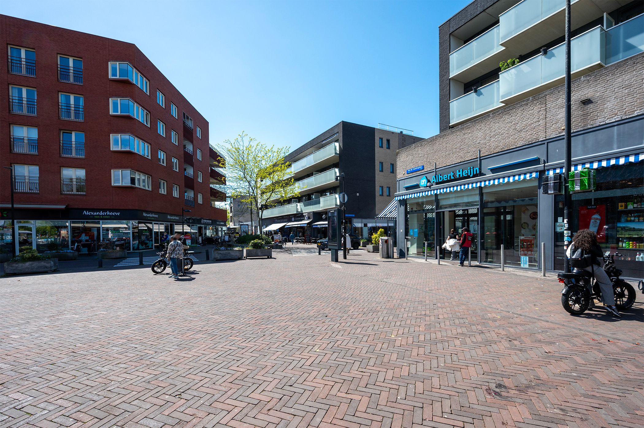 Photo 36 of Buenos Airesstraat 169