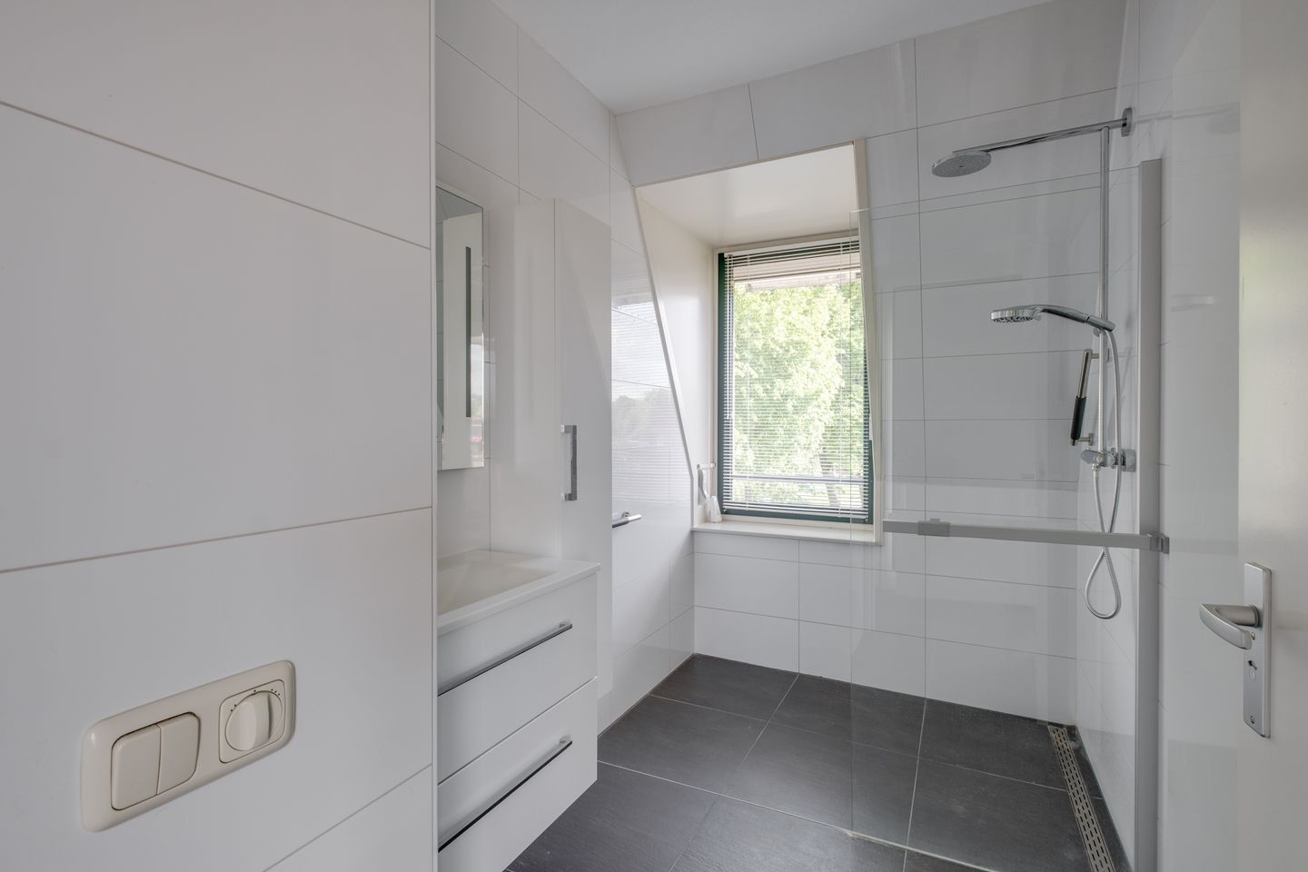 Foto 5 van Lange Wal 18-F