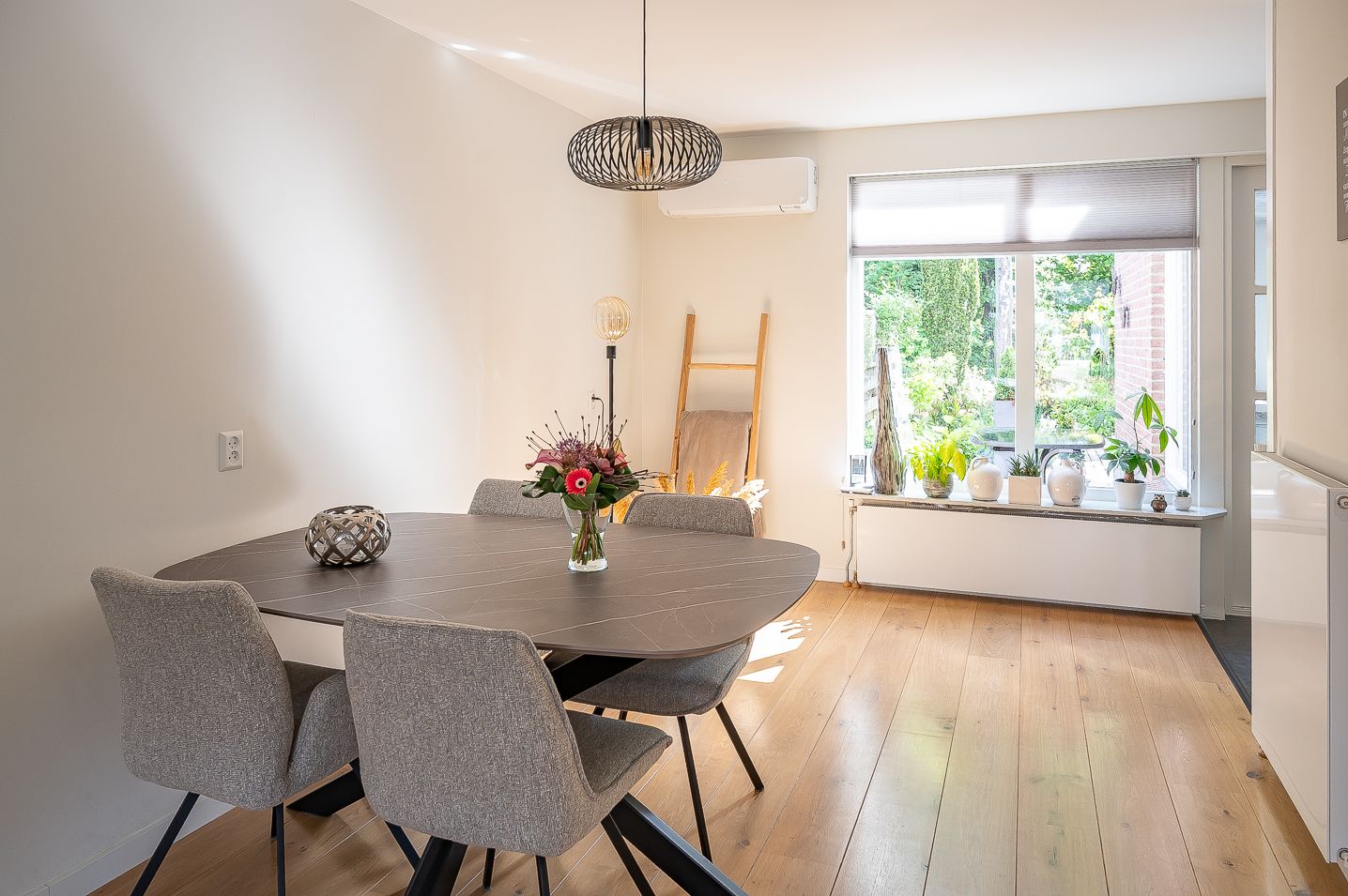 Modernized semi-detached family home with garage on forest edge in Zelhem — 14