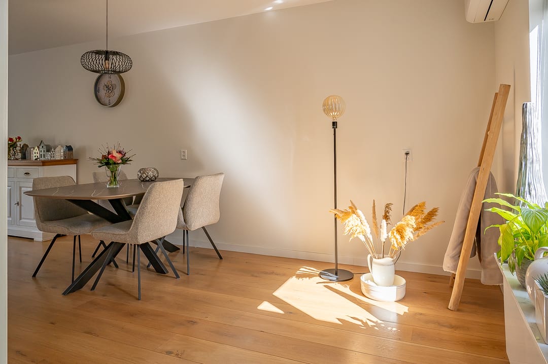 Modernized semi-detached family home with garage on forest edge in Zelhem — 16