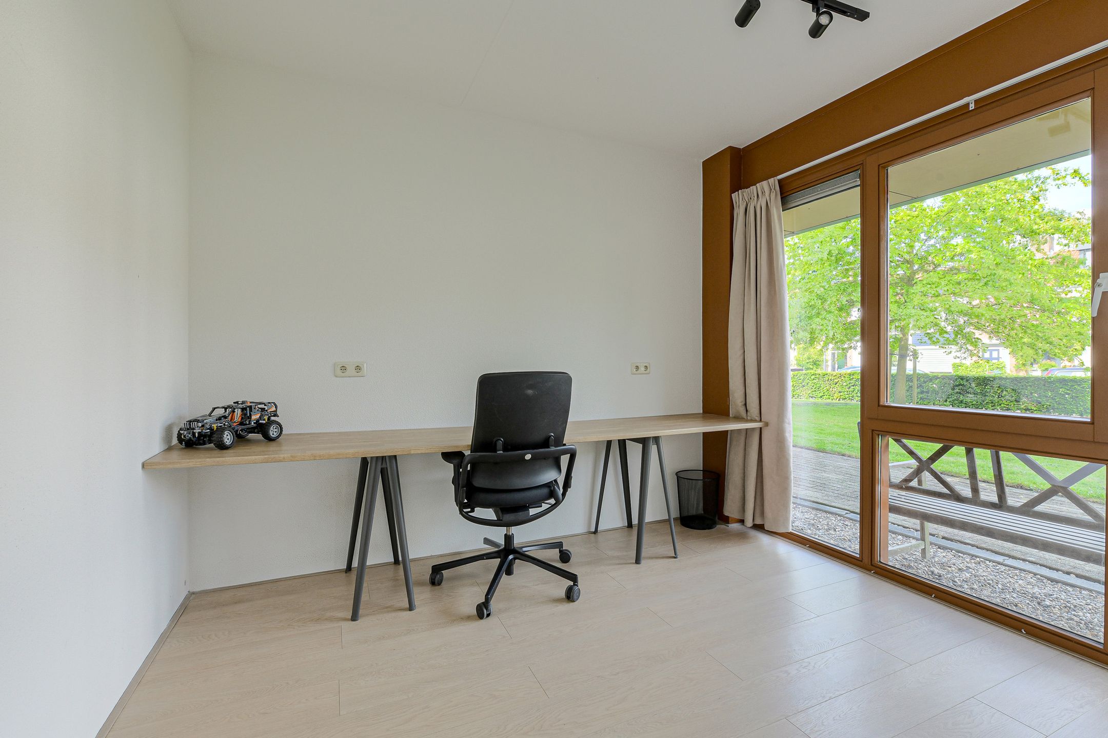 Photo 12 of Topaasstraat 49