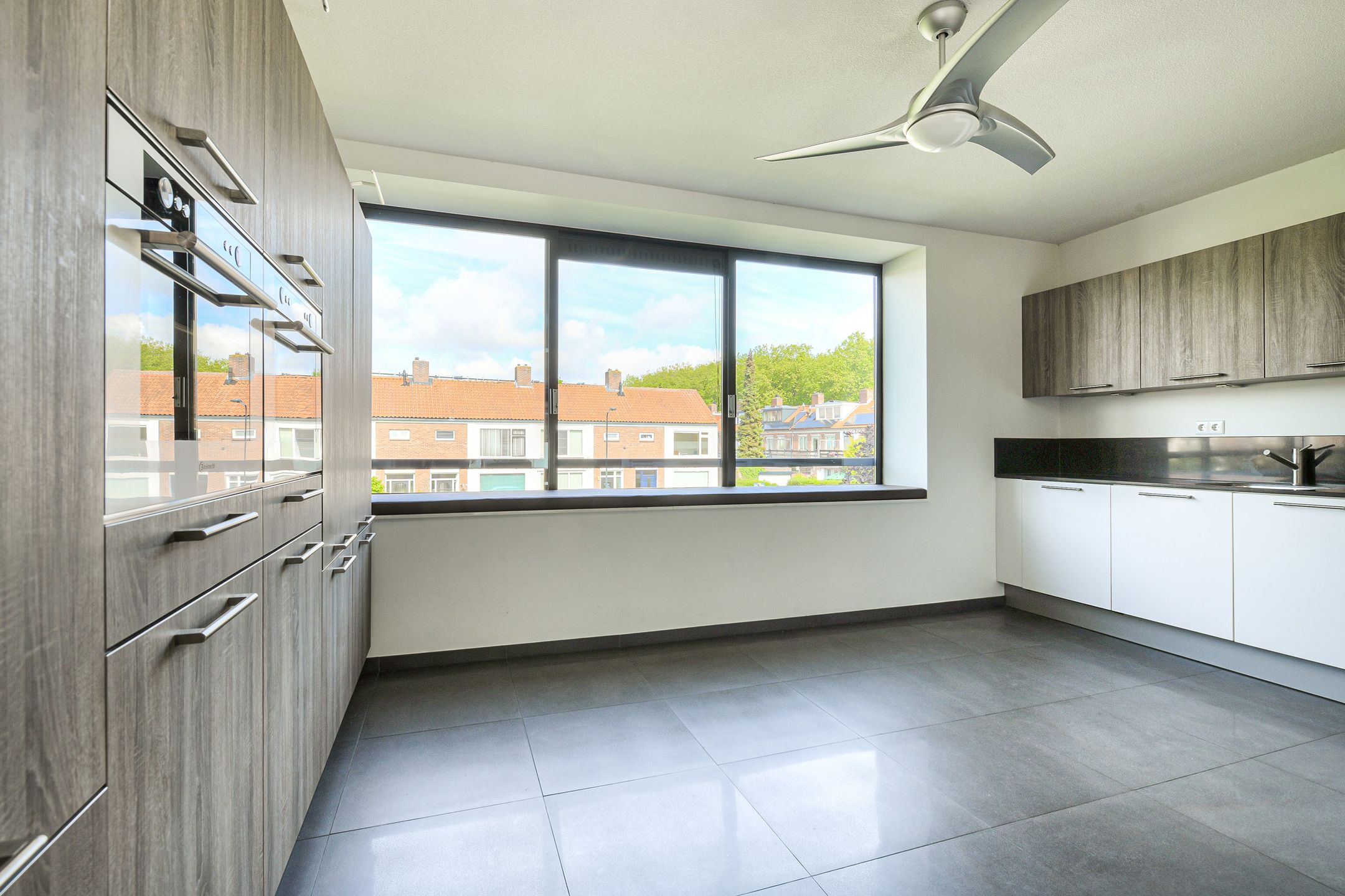 Photo 3 of Topaasstraat 49