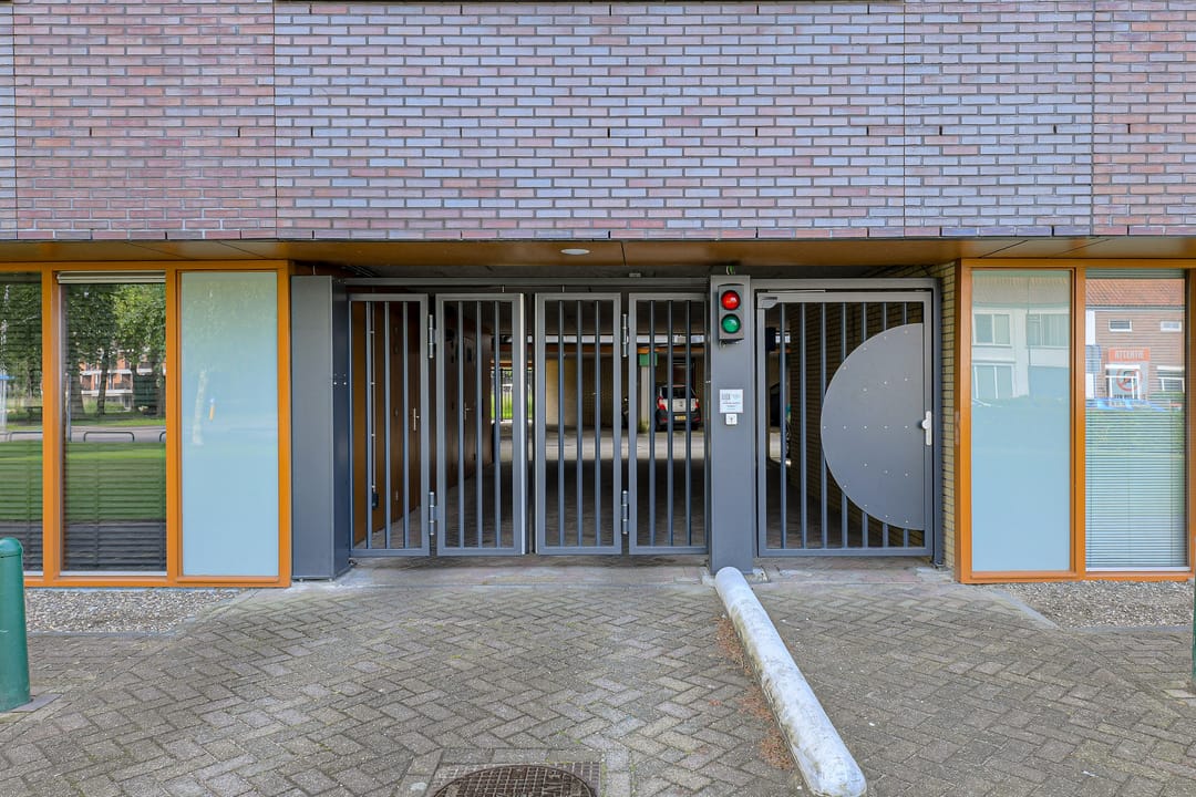 Photo 46 of Topaasstraat 49