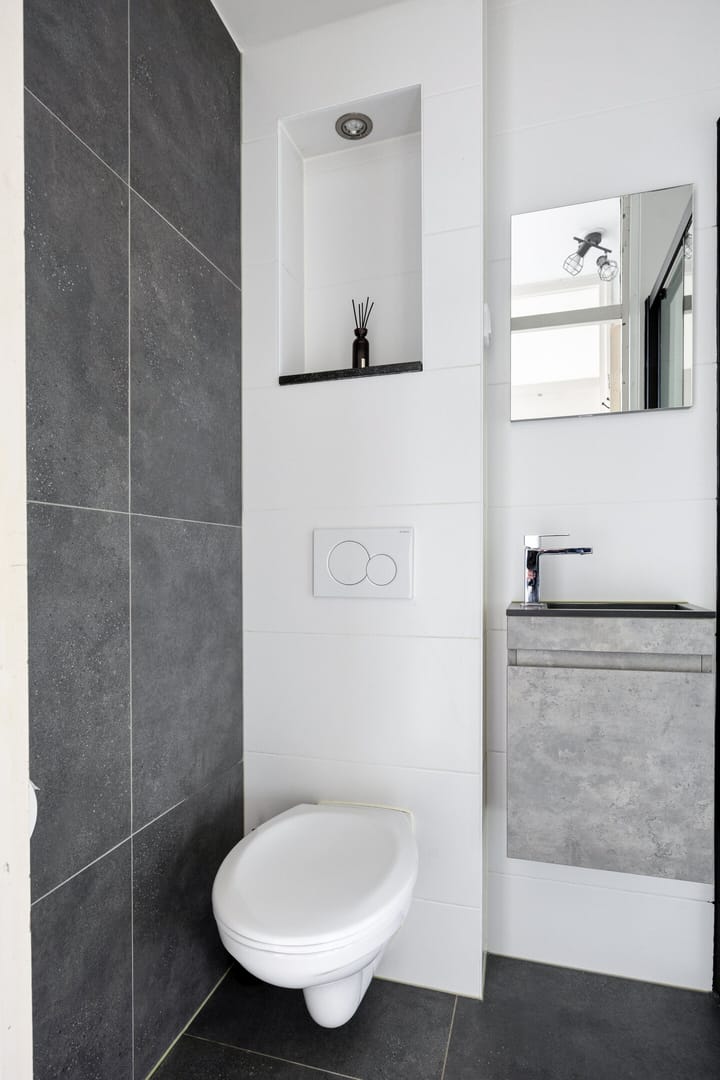 Photo 3 of Neerstraat 261