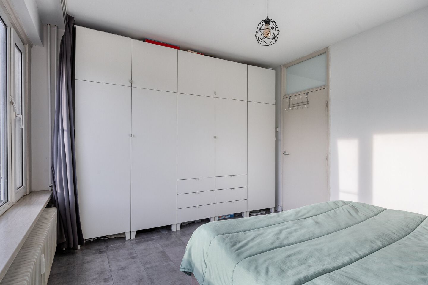 Photo 10 of Neerstraat 261