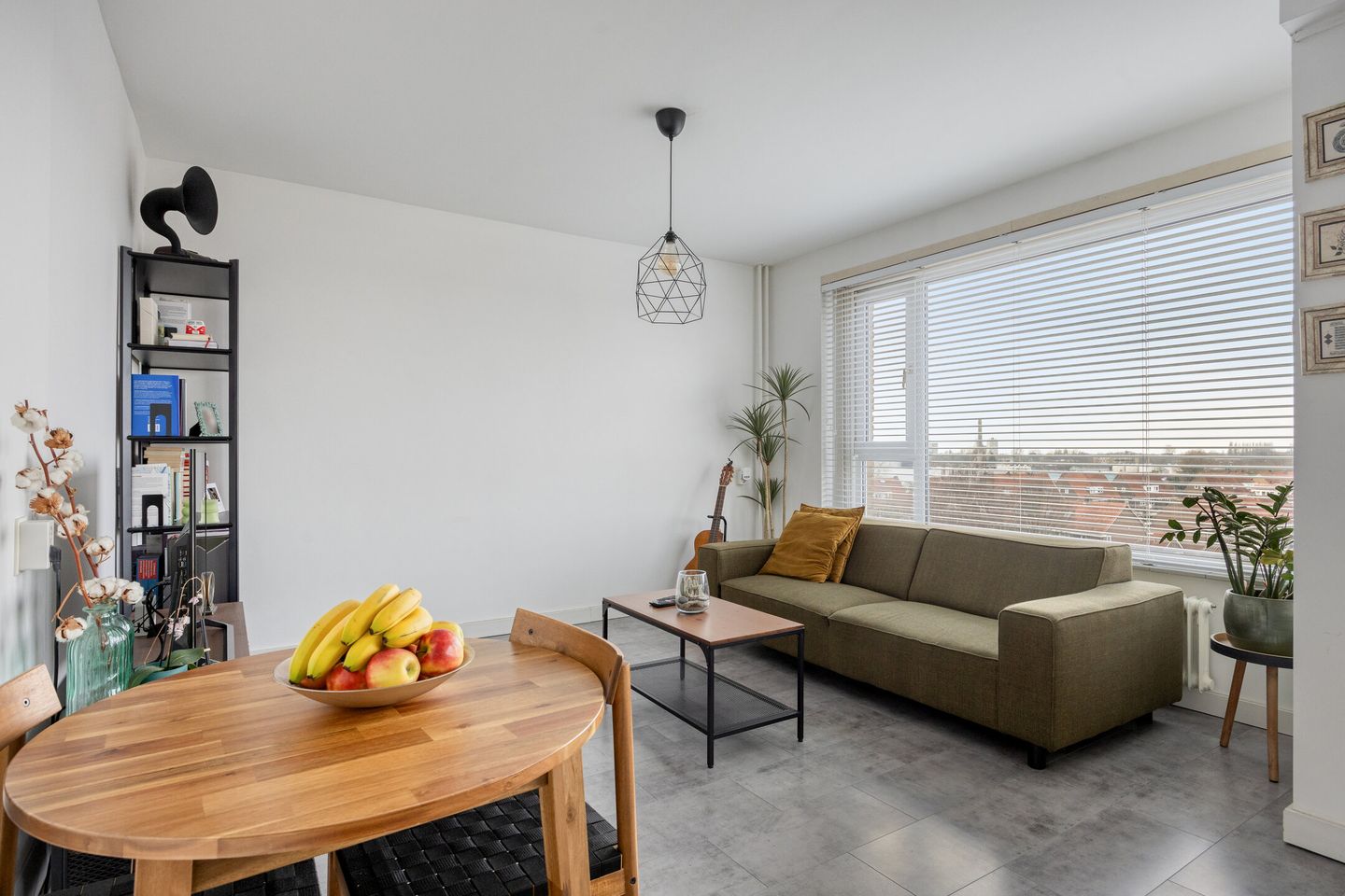 Photo 5 of Neerstraat 261