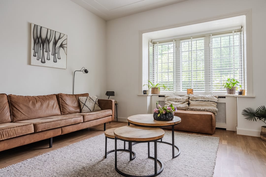 Authentic Architect-Designed Corner House in Desirable Tivoli Neighborhood — 8