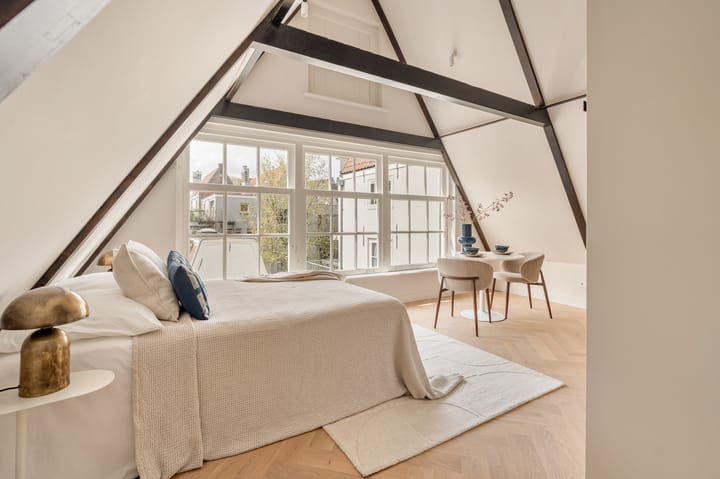 Studio te koop: Haarlemmerstraat 125M, Amsterdam
