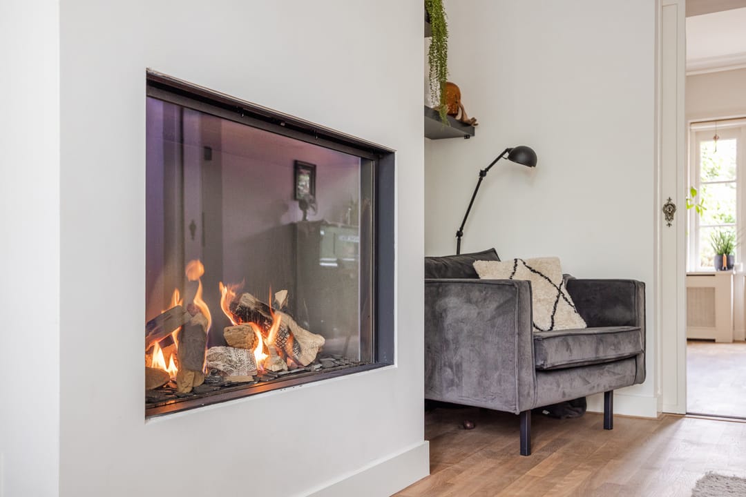 Authentic Architect-Designed Corner House in Desirable Tivoli Neighborhood — 16